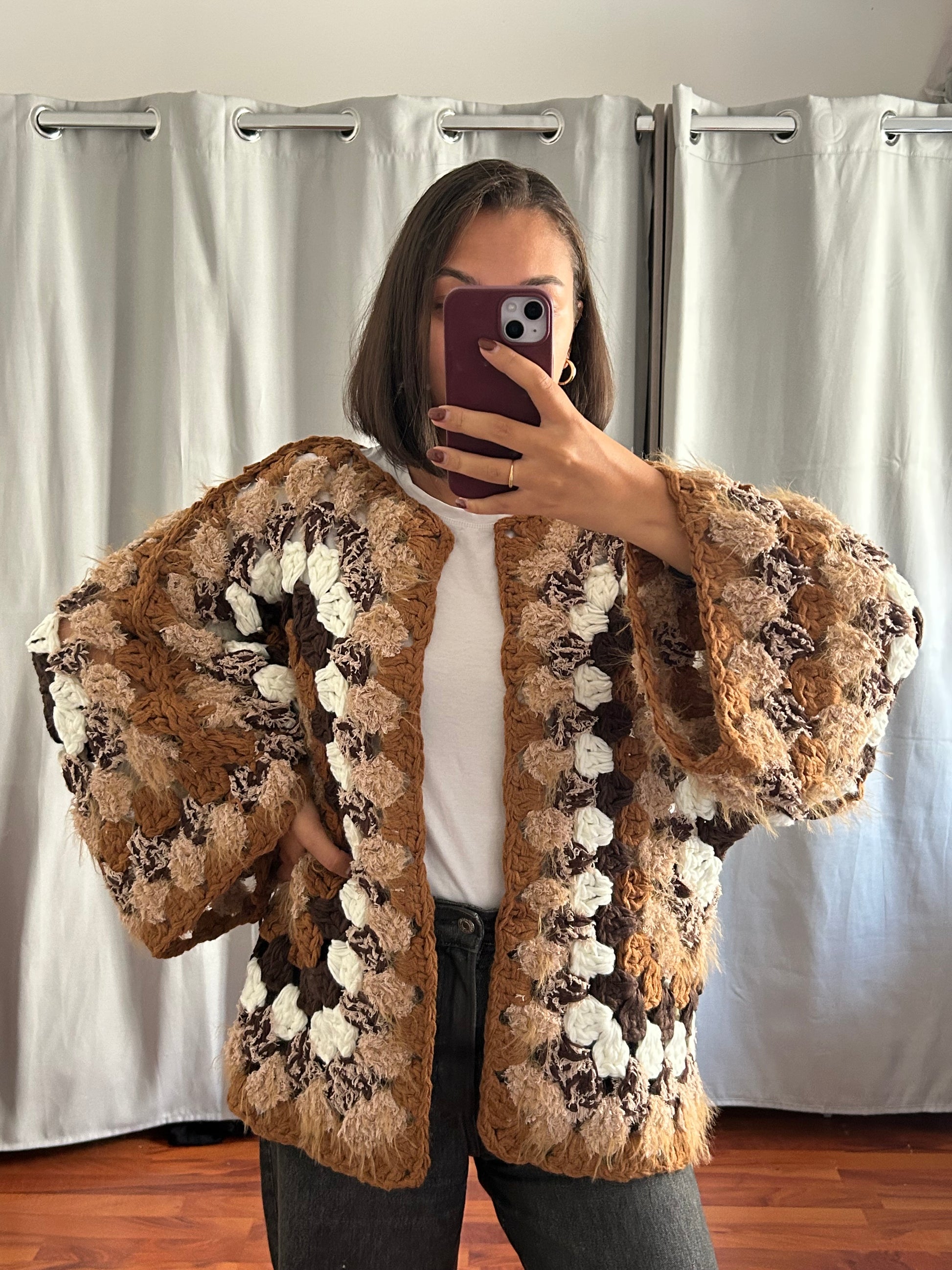 Veste cardigan crochet épais tons camel & écru