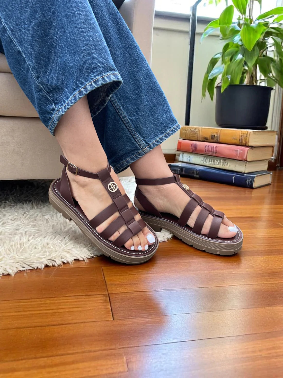 PALMEYAH Sandals