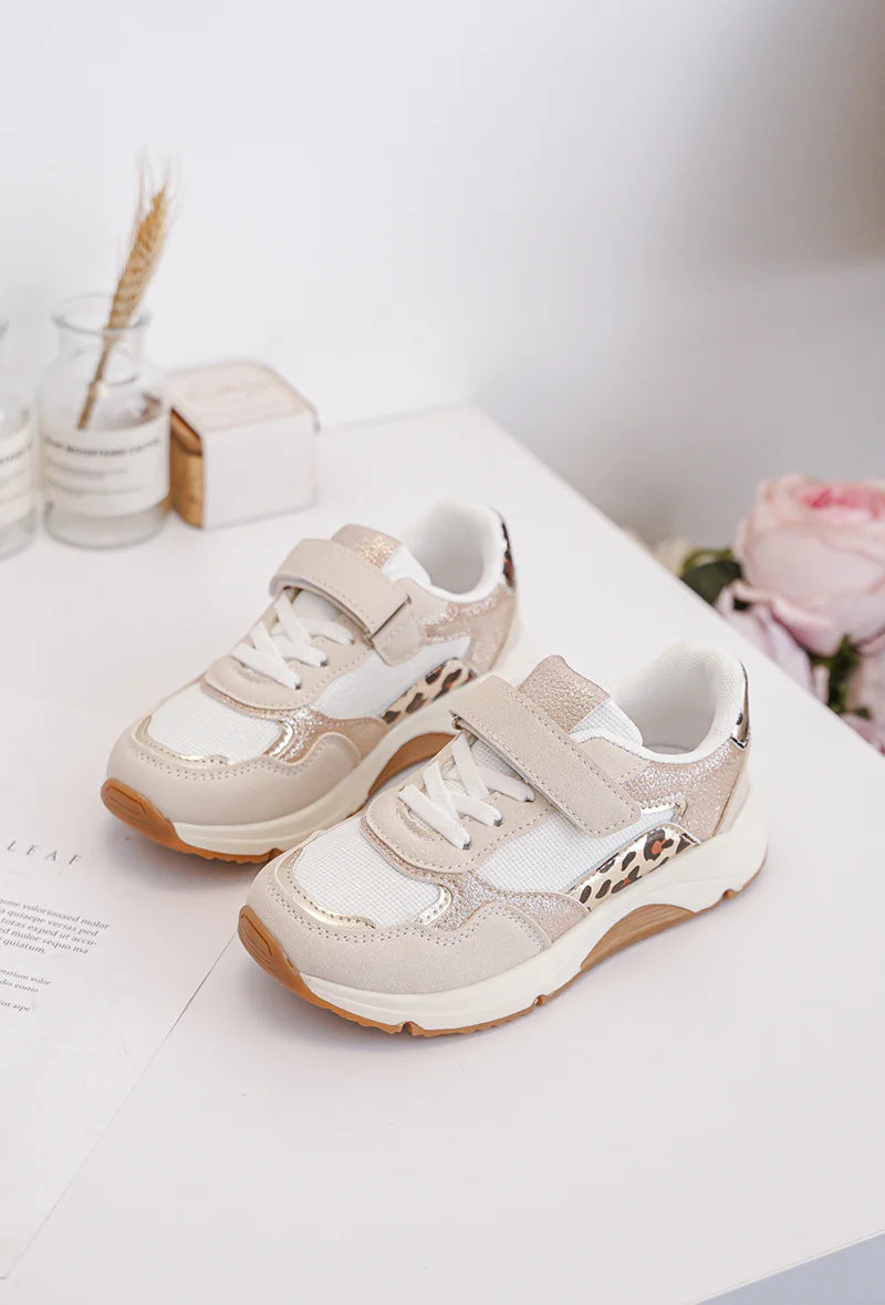 Baskets enfant beige à scratch avec détails léopard – Sneakers confort semelle