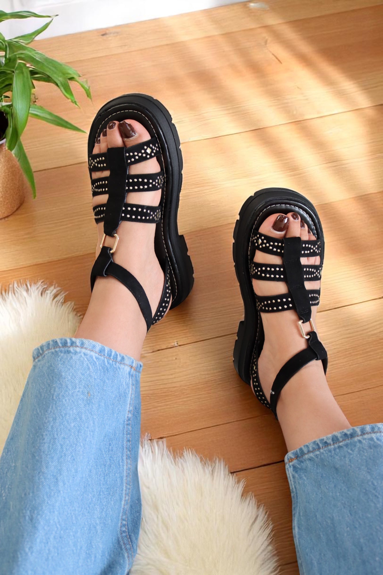 ELYA sandals