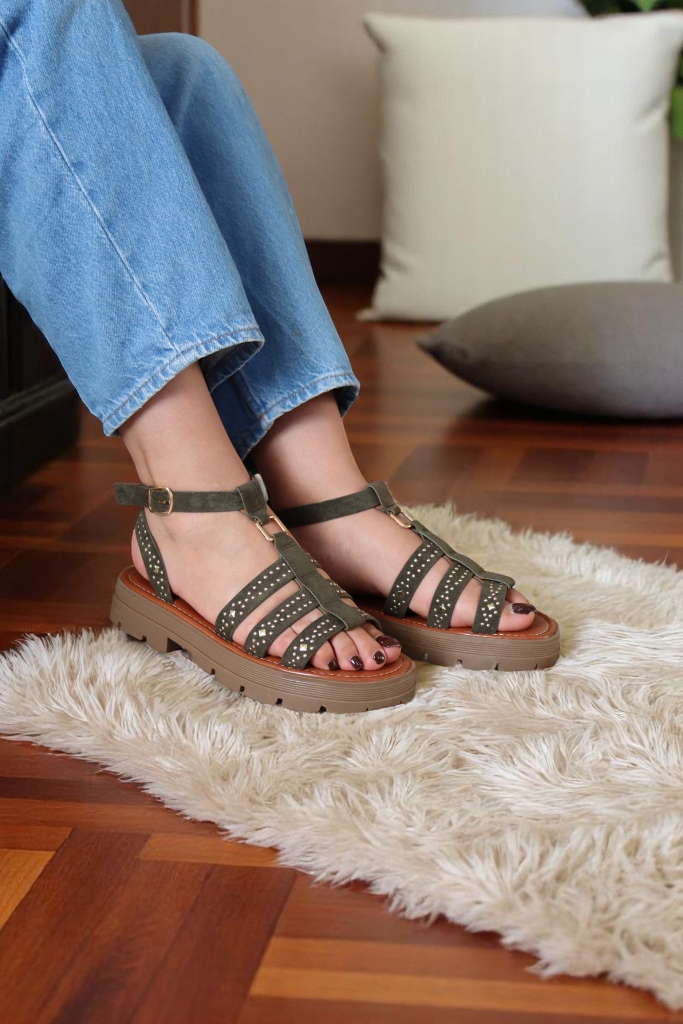 KIRA sandals