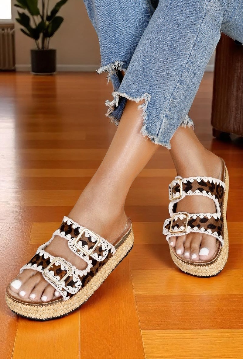 NAÏA Sandals
